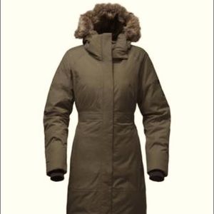 Like new: North Face Arctic Parka, size S green